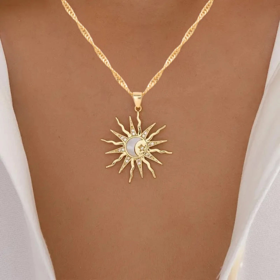 Fashion Metal Sun Moon Pendant Necklaces for Women Gold Color Elegant Zircon Geometric Star Choker Necklace Vintage Jewelry